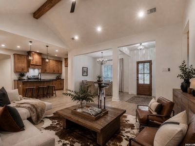 1015 Timbercrest