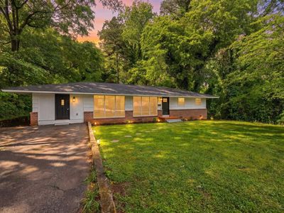 112 Whitener Ave