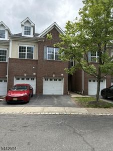 47 Taft Ln