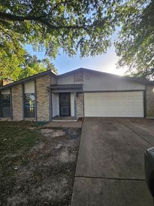 5643 Condon Ln