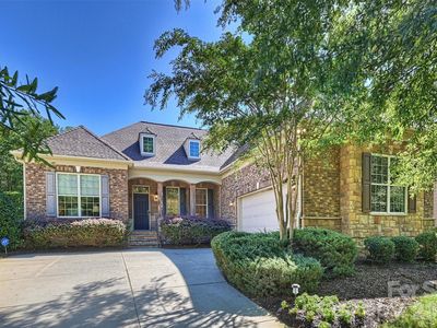 7325 Edenbridge Ln