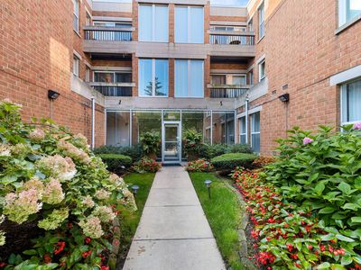 1925 Lake Ave Unit 316
