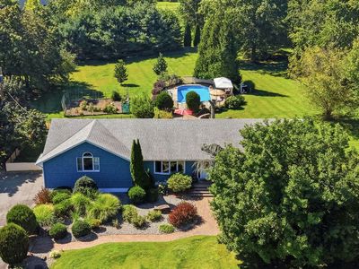 2 Winding Brook Way