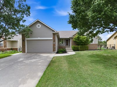 739 Westchester Pl