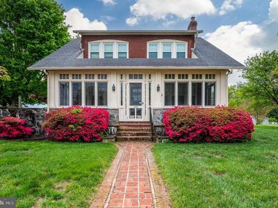 1000 Cherry St