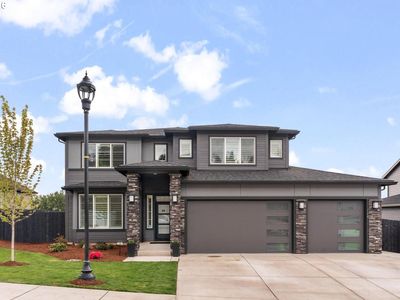 124 W 20th Way