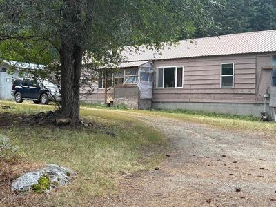 24 Syringa Dr