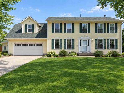 Property at 8440 Federalist Rd, Marion, IA
