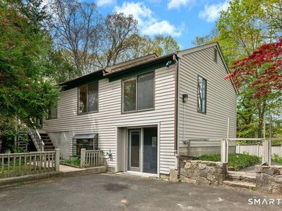 9 Sylvan Drive