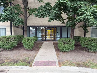 2424 E Oakton St APT 4H