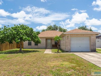 27 Lakewood Dr