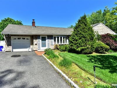 31 Susan Ave