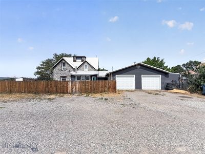 105 W Yellowstone Ave