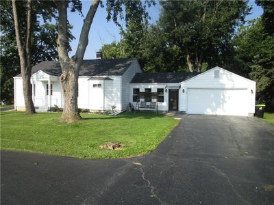 2843 S Taylor Rd