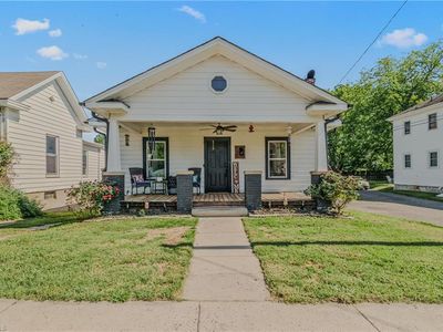 130 W Elm St