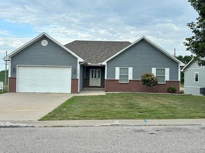 Property at 1706 Bluebird Ct, Atchison, KS