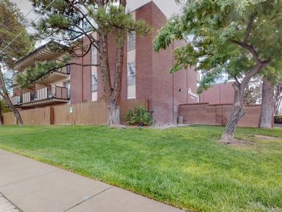 1100 Alvarado Dr SE