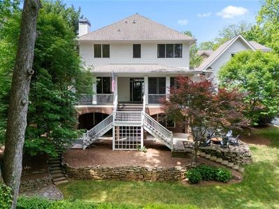 2853 Bernard Ln SE