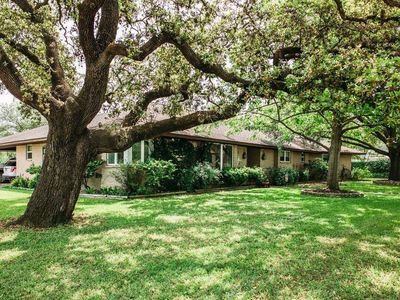Property at 1188 E Oak St, La Grange, TX