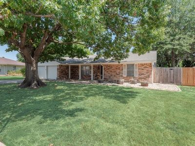 2228 Picadilly Ln