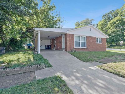 831 Mill St