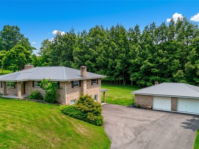 86 McHenry Rd