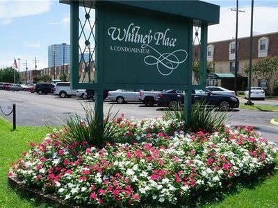 2732 Whitney Pl APT 201