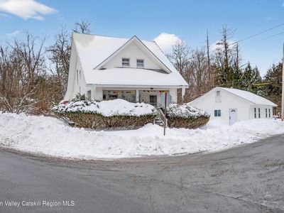 3 & 5 Dutchtown Road