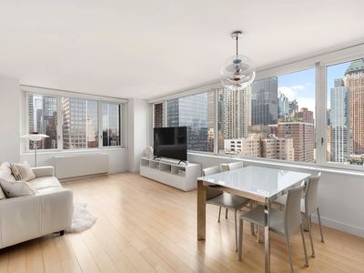 322 W 57th St APT 27S
