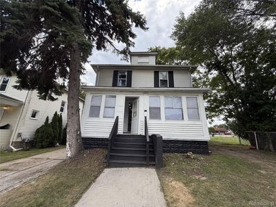 127 Jones St