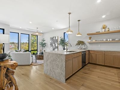 106 Grizzard Ave #8