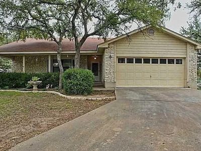 Property at 101 Horseshoe Trl, Georgetown, TX