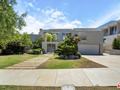 962 Franklin St