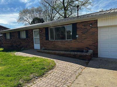 105 Lynn Ave