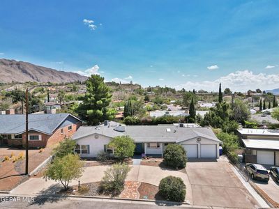 5812 Burning Tree Dr