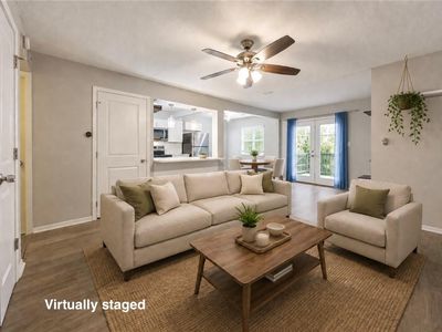 809 W 40th St APT 19