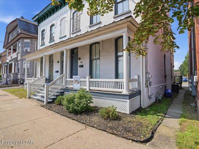 90 W Ross St