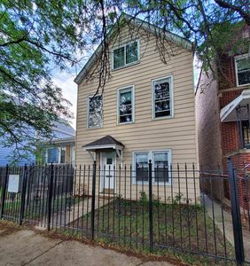 2839 N Central Park Ave