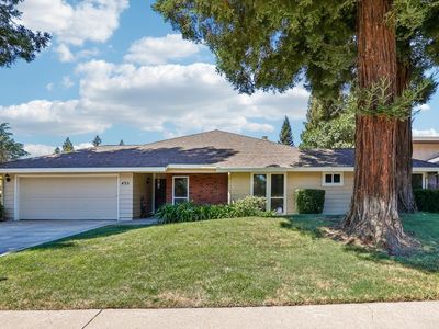 435 Cedar River Way