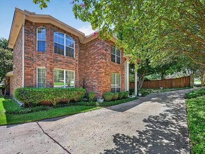 106 Sceptre Dr