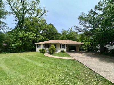 407 N Airport Rd