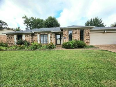 8001 Williamsburg Rd