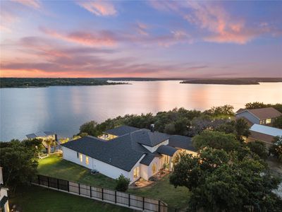 582 Oak Point Dr