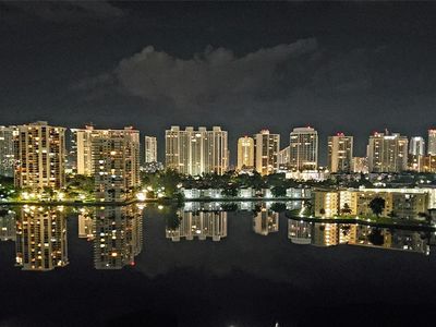 4111 S Ocean Dr #1109