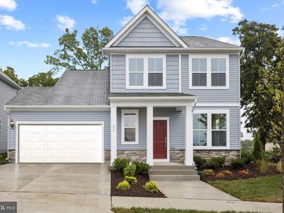 18 Reagan Ave