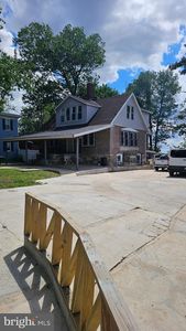 4124 Longshore Ave