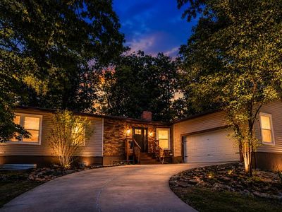 1900 Glenn Ct