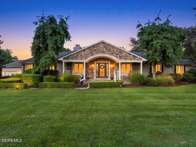 48 Lakeside Avenue