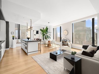 11 Hoyt St #18E