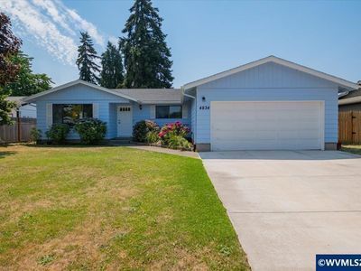 4834 Schaefer Ct NE